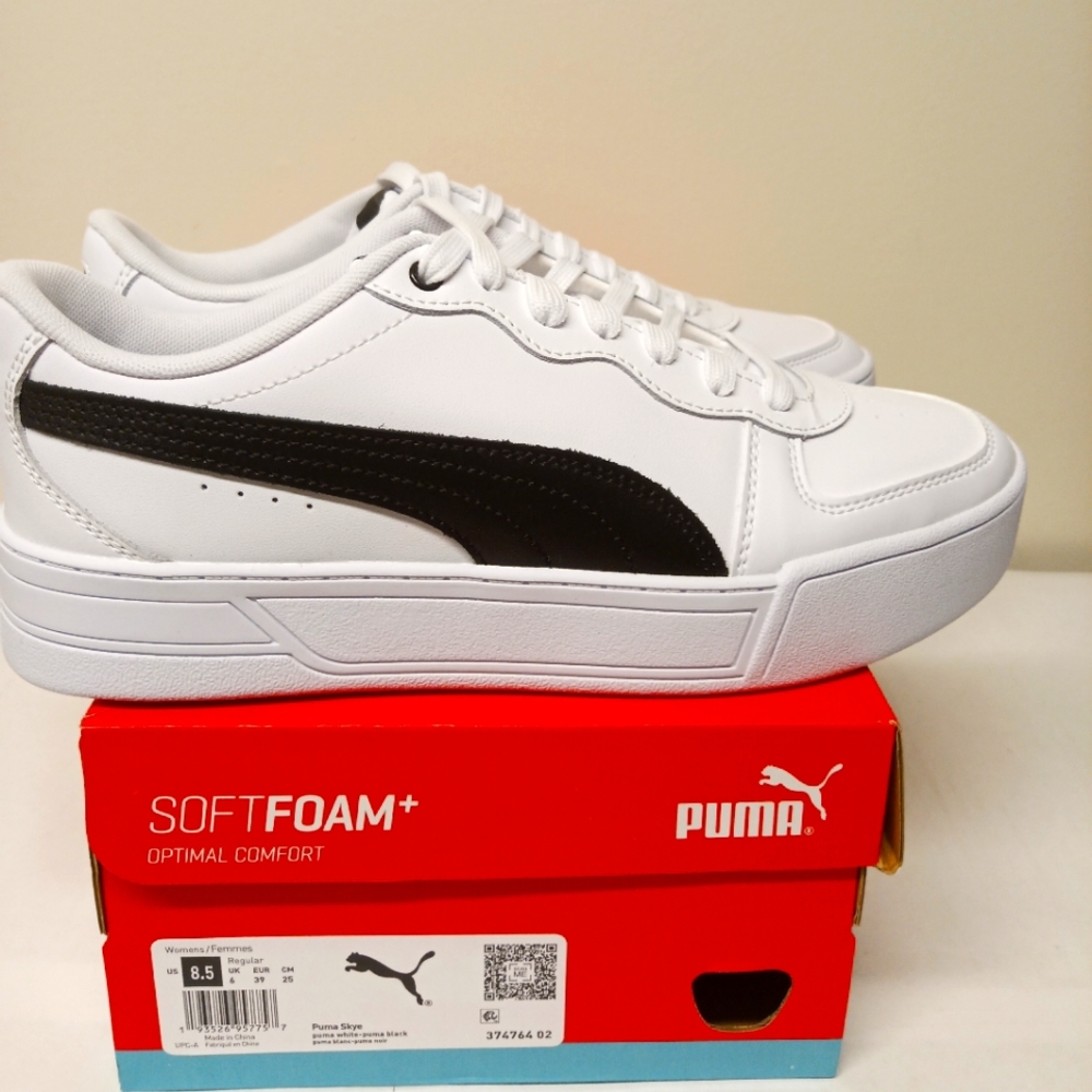 Puma Skye sneakers